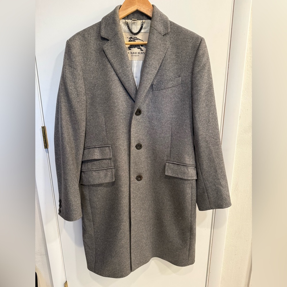 Authentic Burberry Mens’s Cashmere Coat with Check Collar